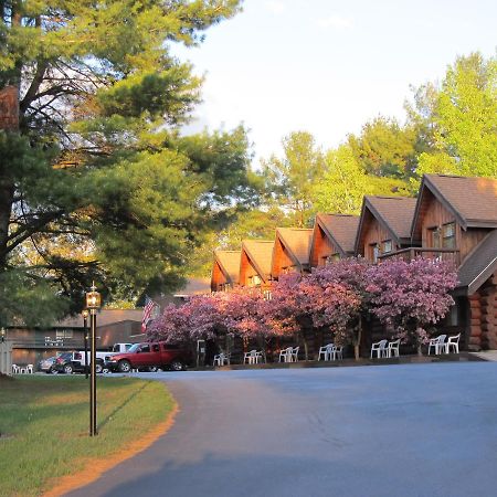 Nootka Lodge Woodsville エクステリア 写真