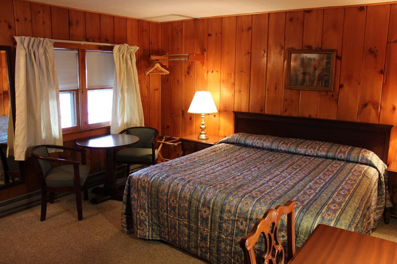 Nootka Lodge Woodsville エクステリア 写真