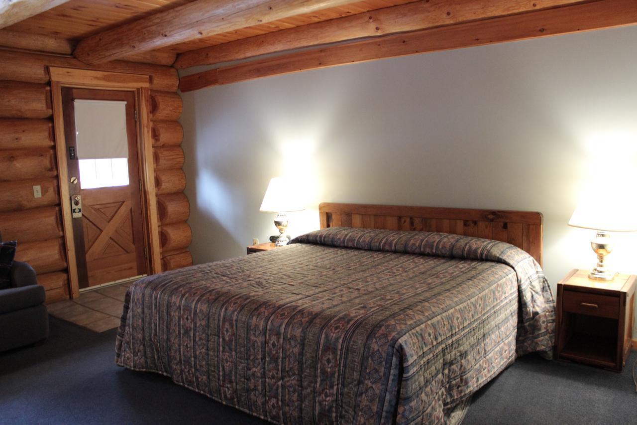 Nootka Lodge Woodsville エクステリア 写真