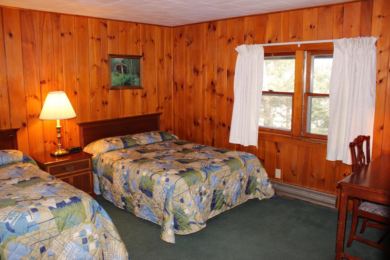 Nootka Lodge Woodsville エクステリア 写真