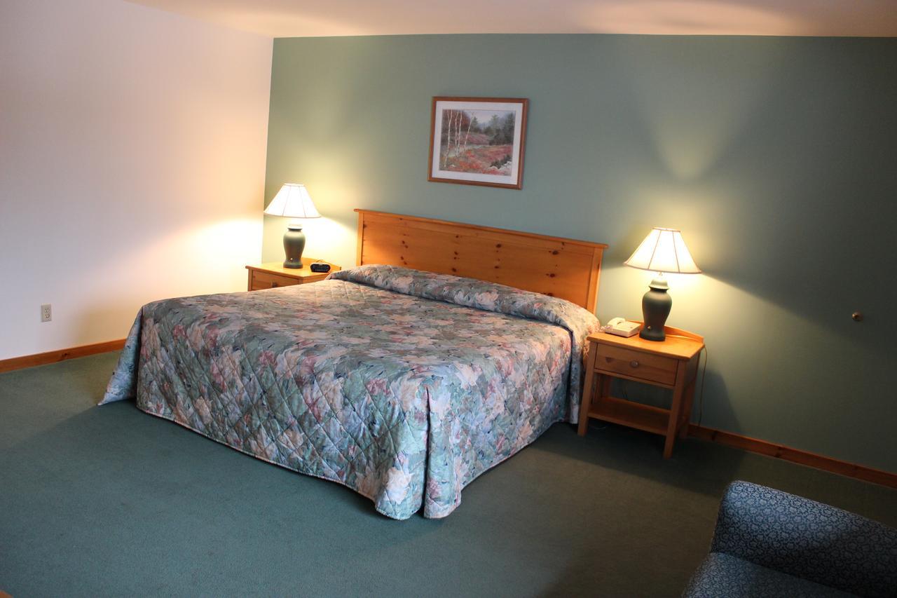 Nootka Lodge Woodsville エクステリア 写真