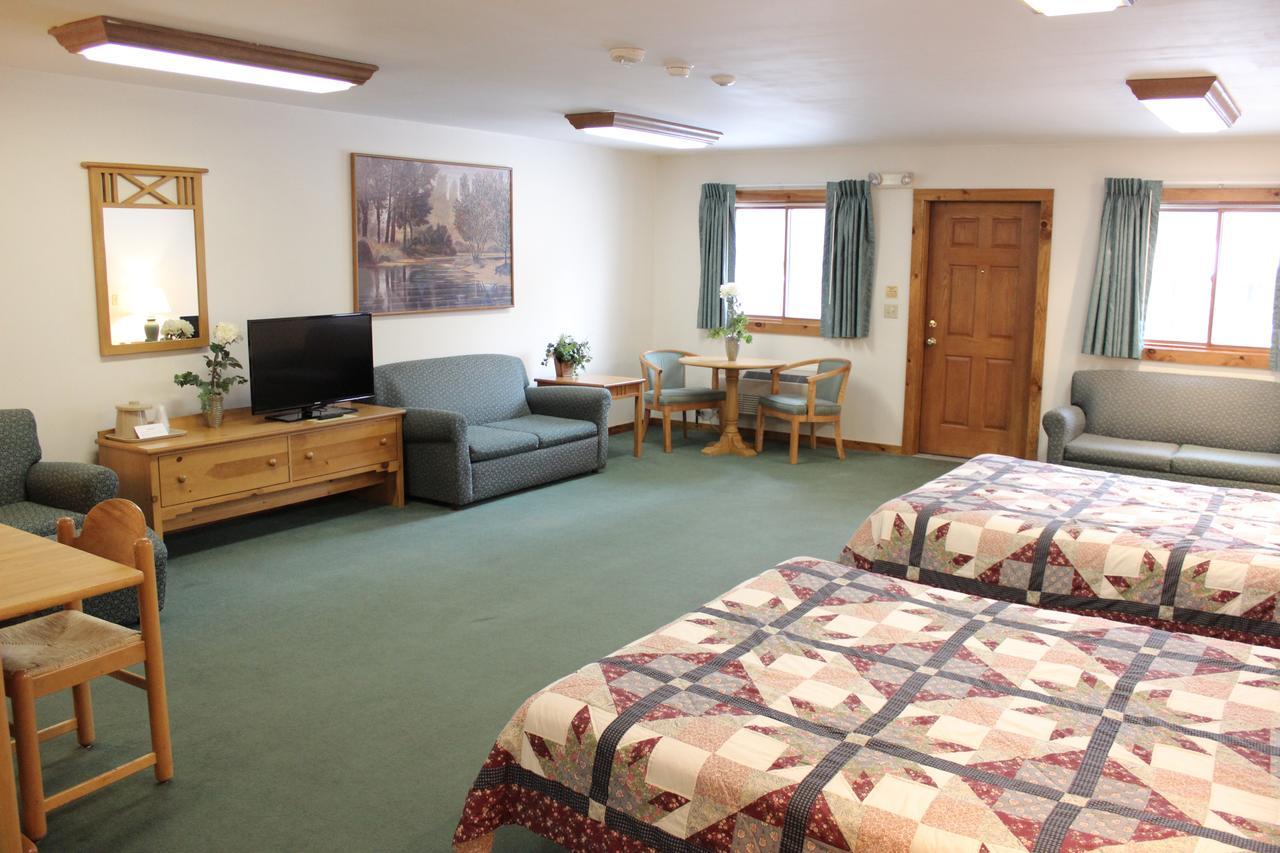 Nootka Lodge Woodsville エクステリア 写真