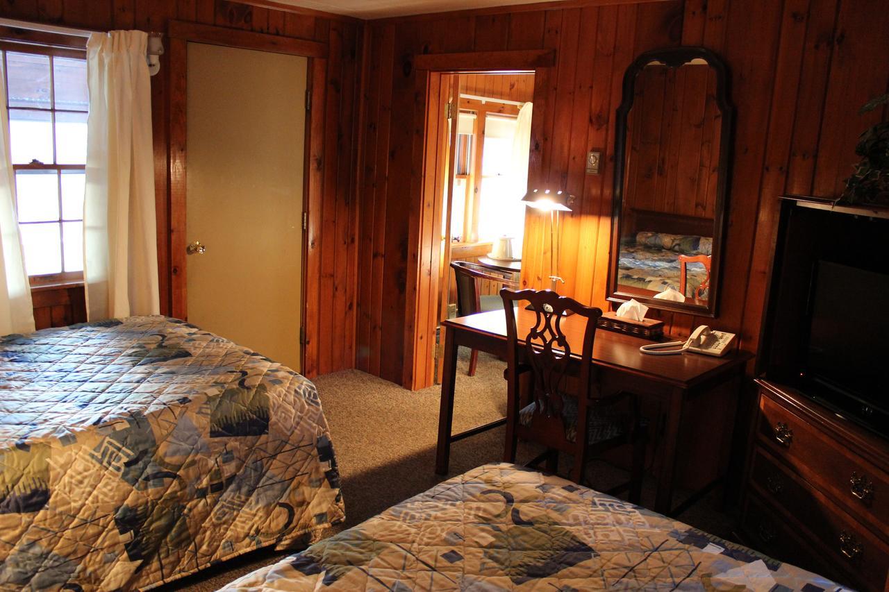 Nootka Lodge Woodsville エクステリア 写真