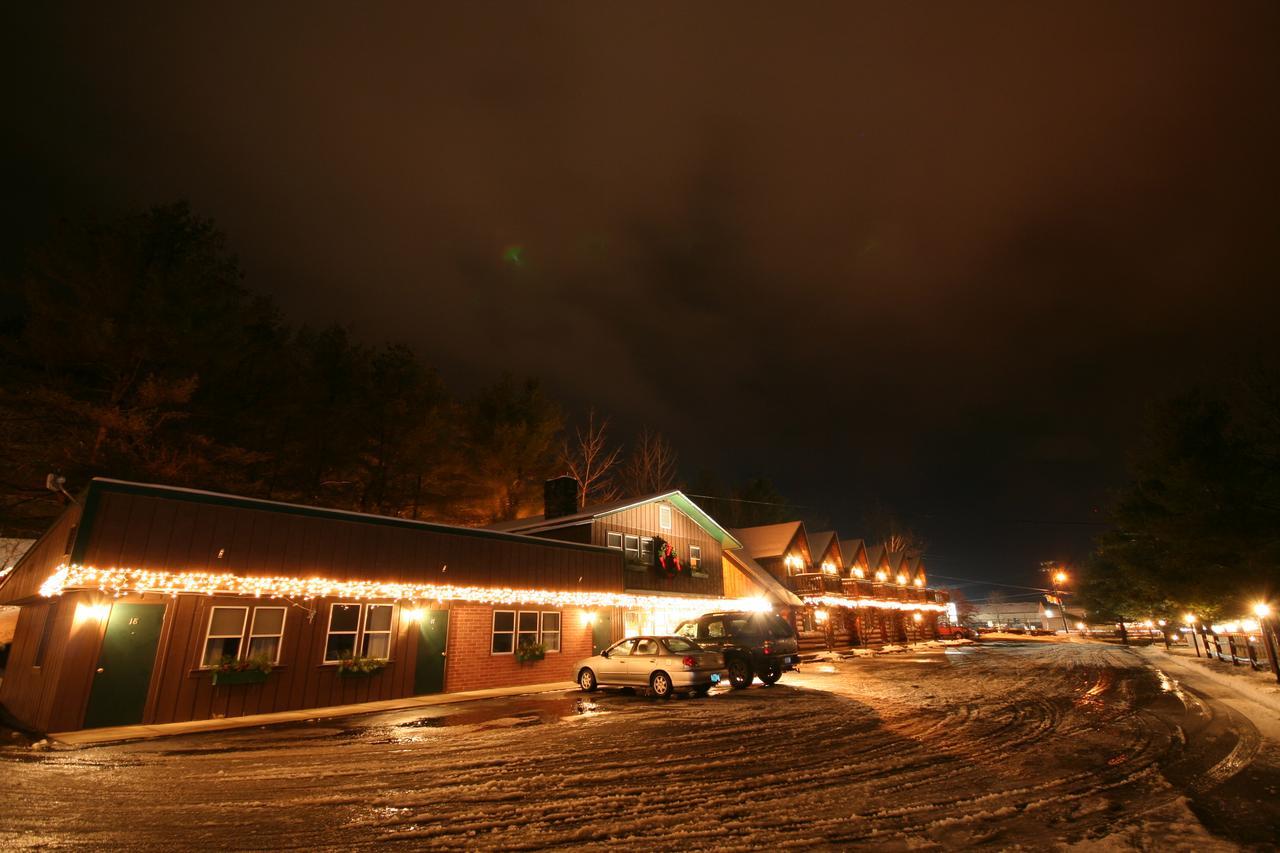 Nootka Lodge Woodsville エクステリア 写真